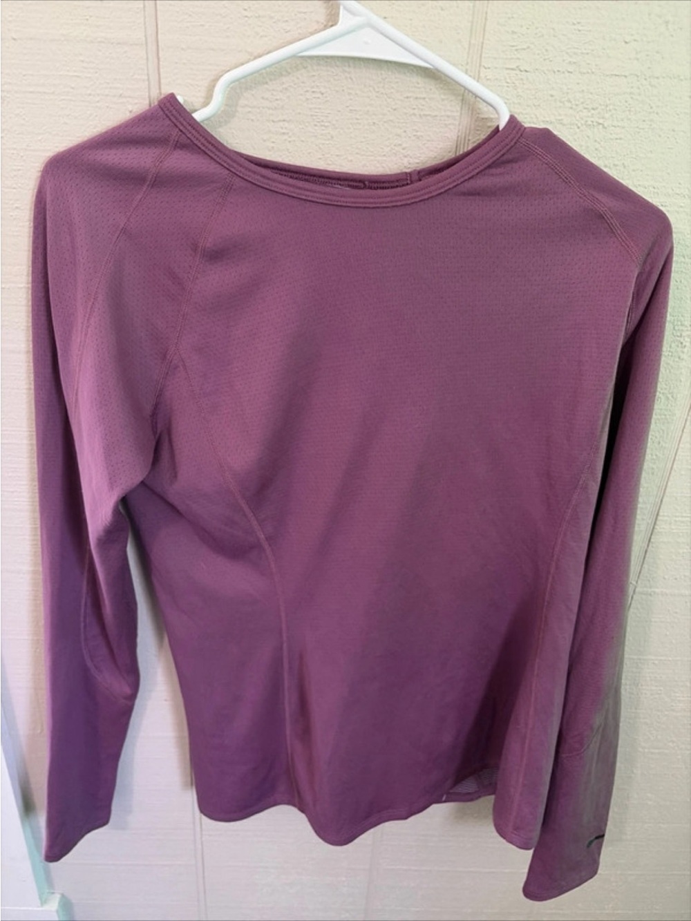 The North Face Long-Sleeve Performance Tee - Mauve